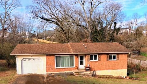 Photo of 5703 Dagney Lane, Hixson, TN 37343 (MLS # 1527182)