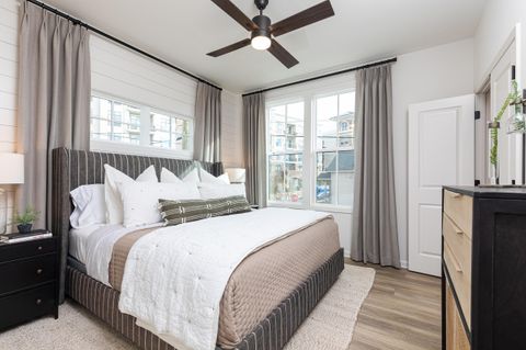 Tiny photo for 574 Pacesetter Place, Chattanooga, TN 37405 (MLS # 1527773)