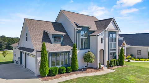 Photo of 7443 Crowes Nest Drive, Harrison, TN 37341 (MLS # 1530336)