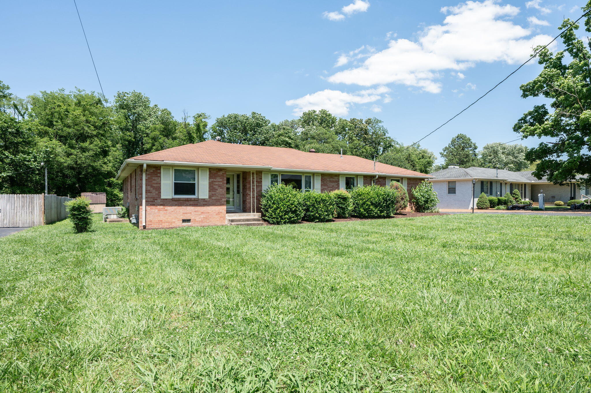 1619 Edgewood Drive, Lebanon, Tennessee image 2