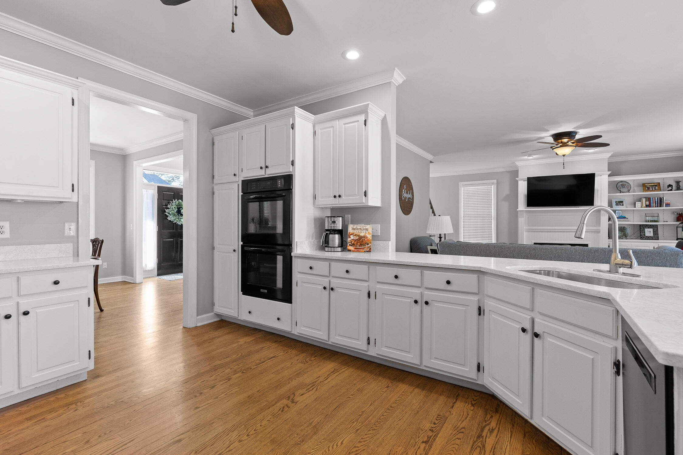 8015 Rosemere Way, Chattanooga, Tennessee image 14