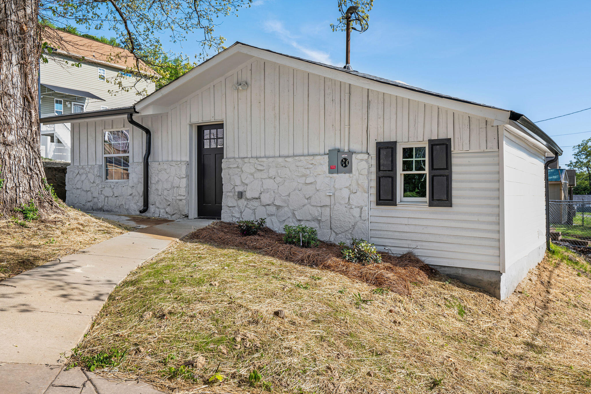 1011 Hamilton Avenue, Chattanooga, Tennessee image 4
