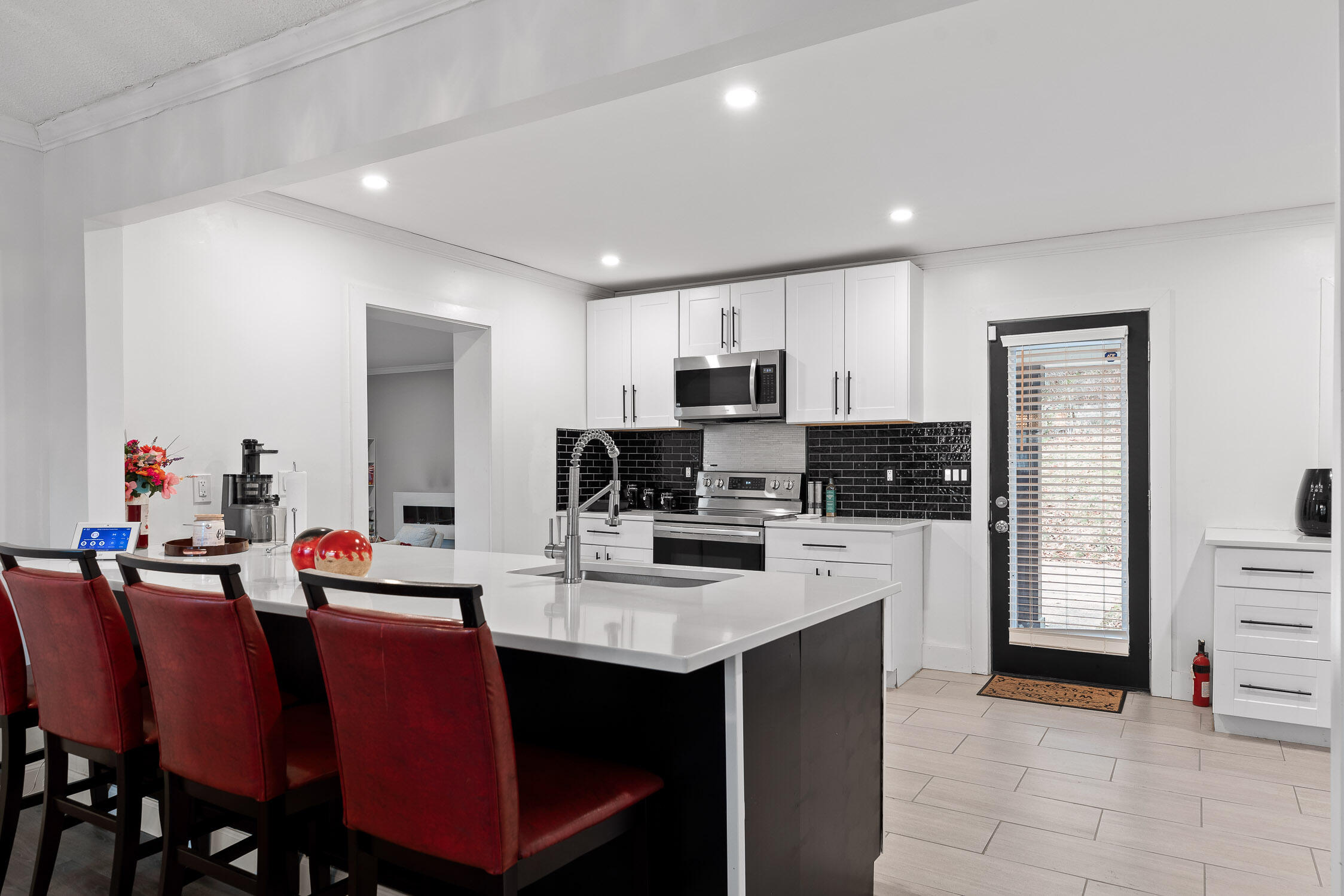 Chattanooga, Tennessee 37412, United States, 3 Bedrooms Bedrooms, ,2 BathroomsBathrooms,Residential,Active,6960