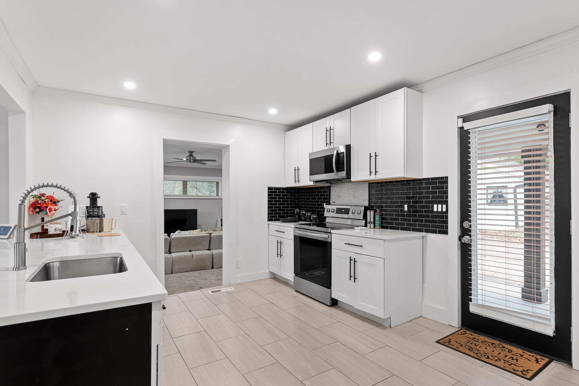 Chattanooga, Tennessee 37412, United States, 3 Bedrooms Bedrooms, ,2 BathroomsBathrooms,Residential,Active,6960