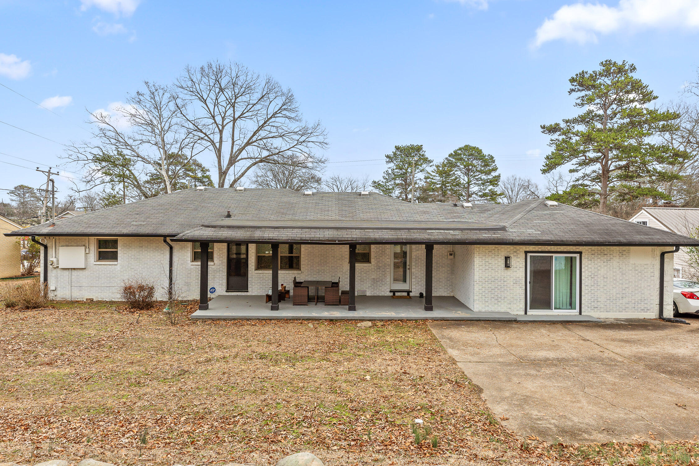 Chattanooga, Tennessee 37412, United States, 3 Bedrooms Bedrooms, ,2 BathroomsBathrooms,Residential,Active,6960