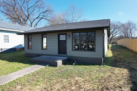 Photo of 535 Wildwood Avenue SE, Cleveland, TN 37311 (MLS # 1524818)