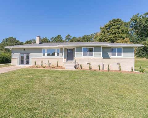 Photo of 913 Woodmore Terrace, Chattanooga, TN 37411 (MLS # 1539334)