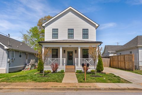 Photo of 1137 Pierce Avenue, Chattanooga, TN 37403 (MLS # 1531338)