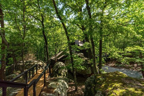 Photo of 314 Fairy Trail, Lookout Mountain, TN 37350 (MLS # 1521811)