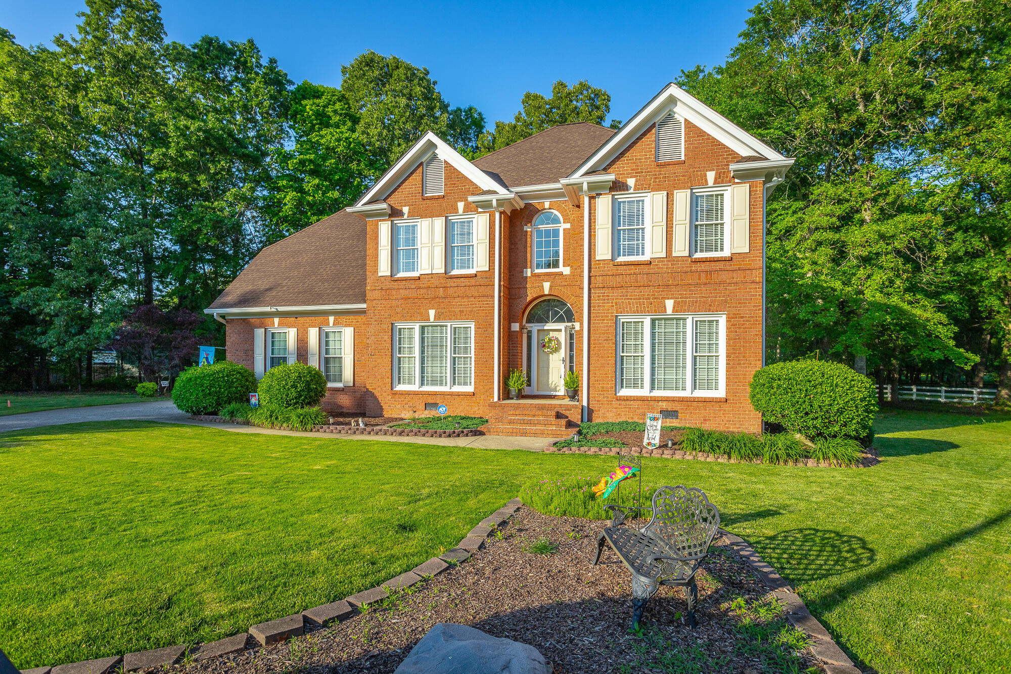 6802 Autumn Lake Trail, Hixson, Tennessee image 4