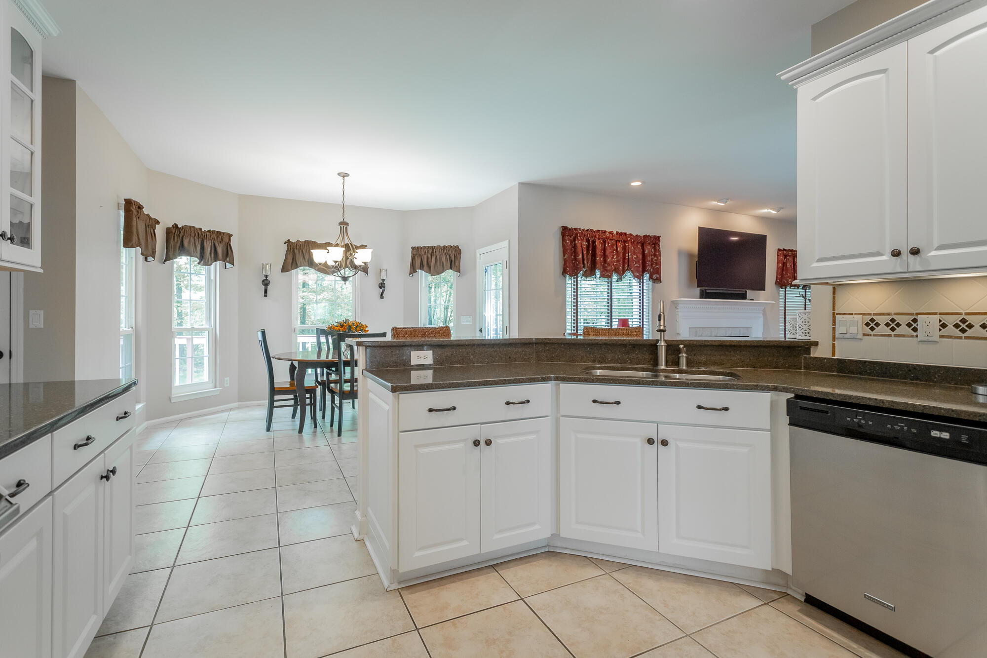6802 Autumn Lake Trail, Hixson, Tennessee image 23