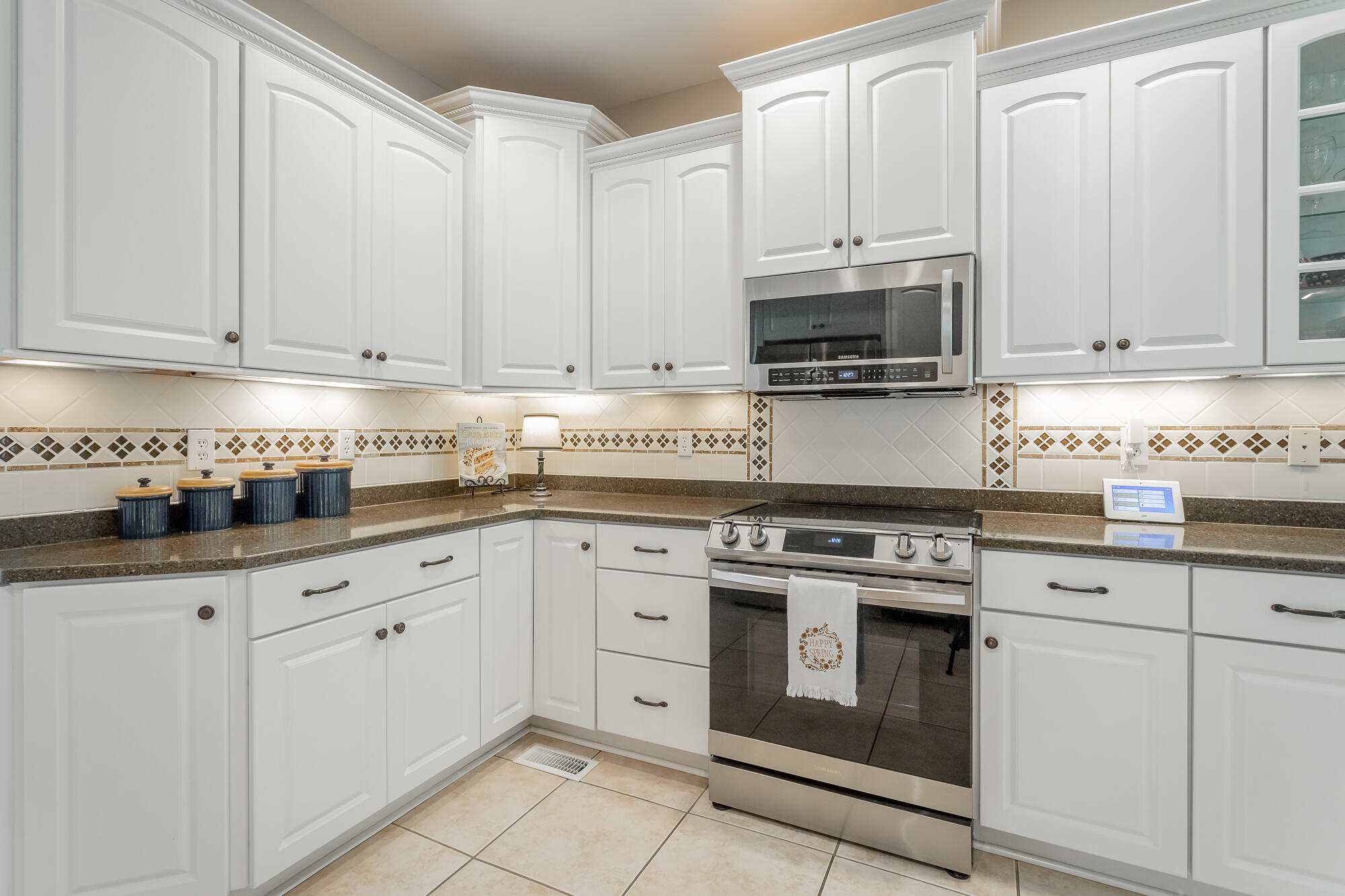 6802 Autumn Lake Trail, Hixson, Tennessee image 20