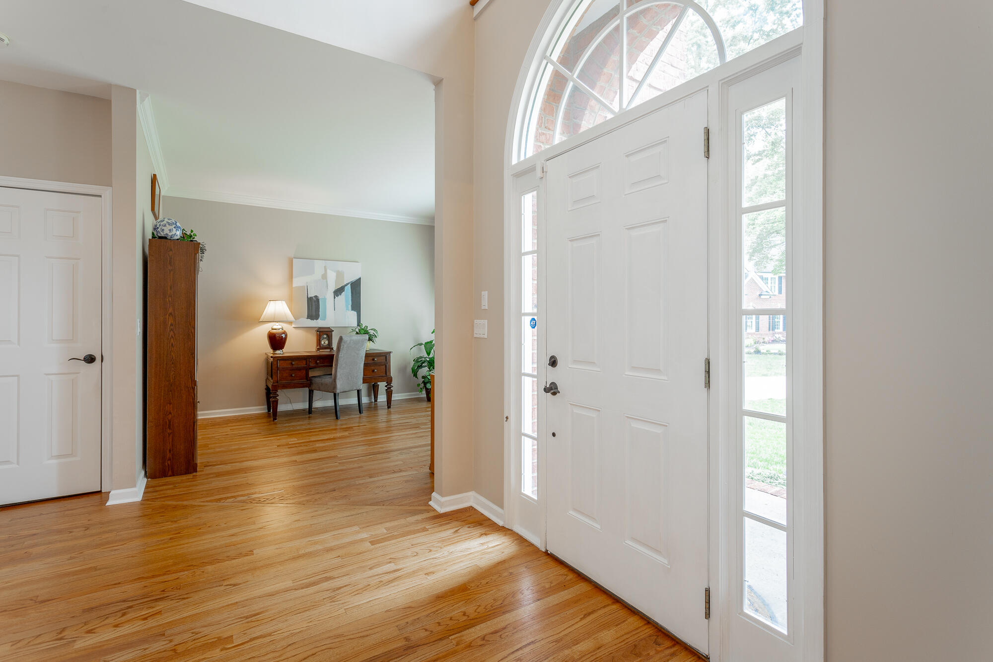 6802 Autumn Lake Trail, Hixson, Tennessee image 7