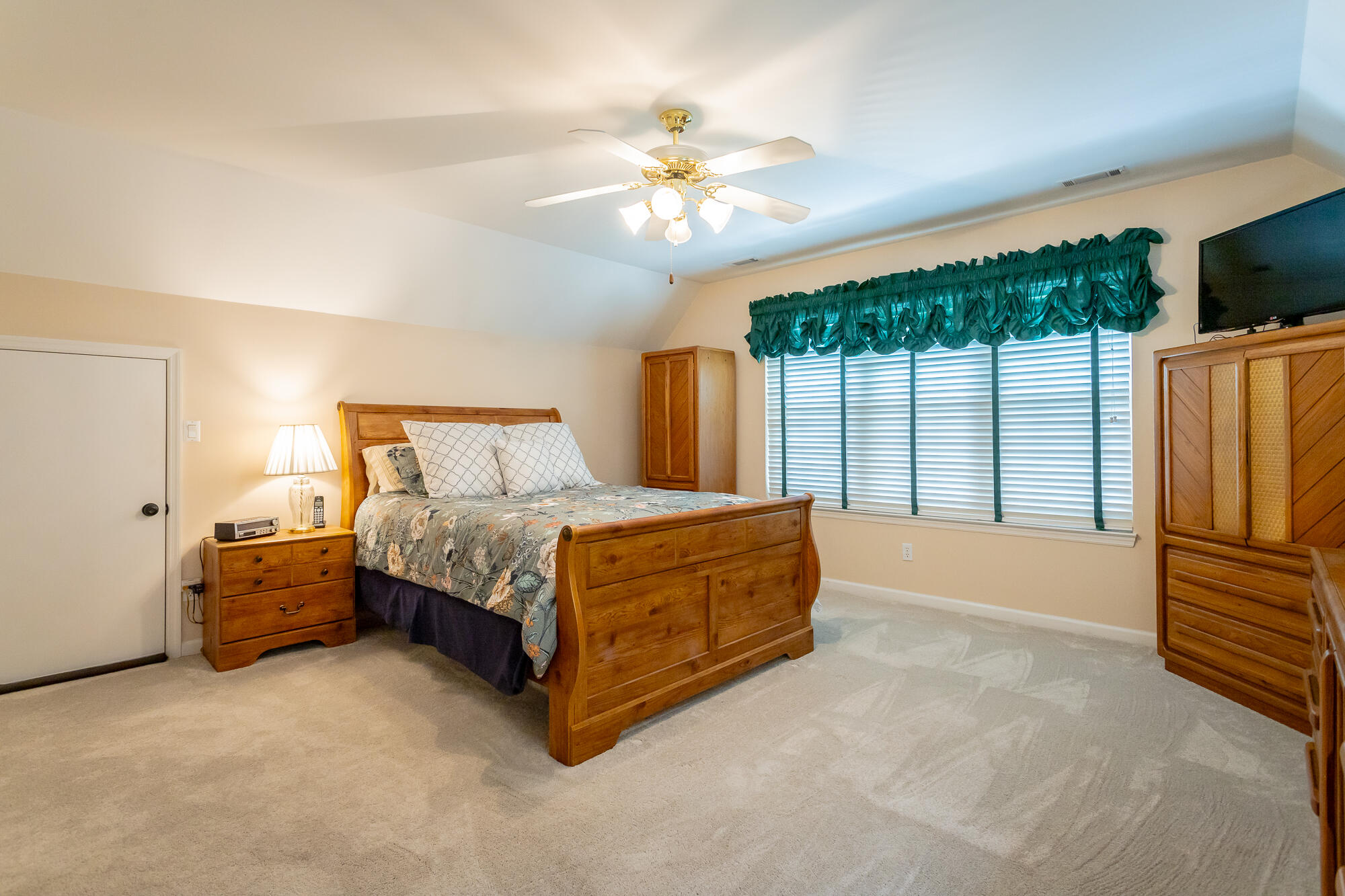 6802 Autumn Lake Trail, Hixson, Tennessee image 34