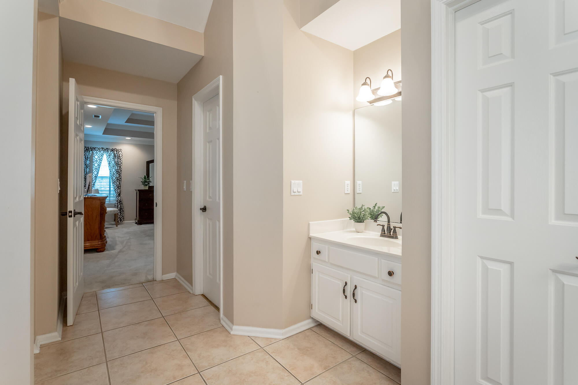 6802 Autumn Lake Trail, Hixson, Tennessee image 32