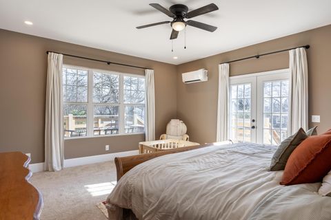 Tiny photo for 1714 Bennett Avenue, Chattanooga, TN 37404 (MLS # 1527514)