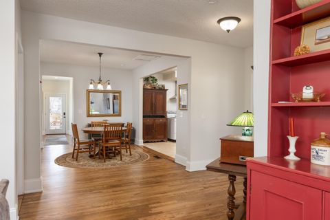 Tiny photo for 1714 Bennett Avenue, Chattanooga, TN 37404 (MLS # 1527514)