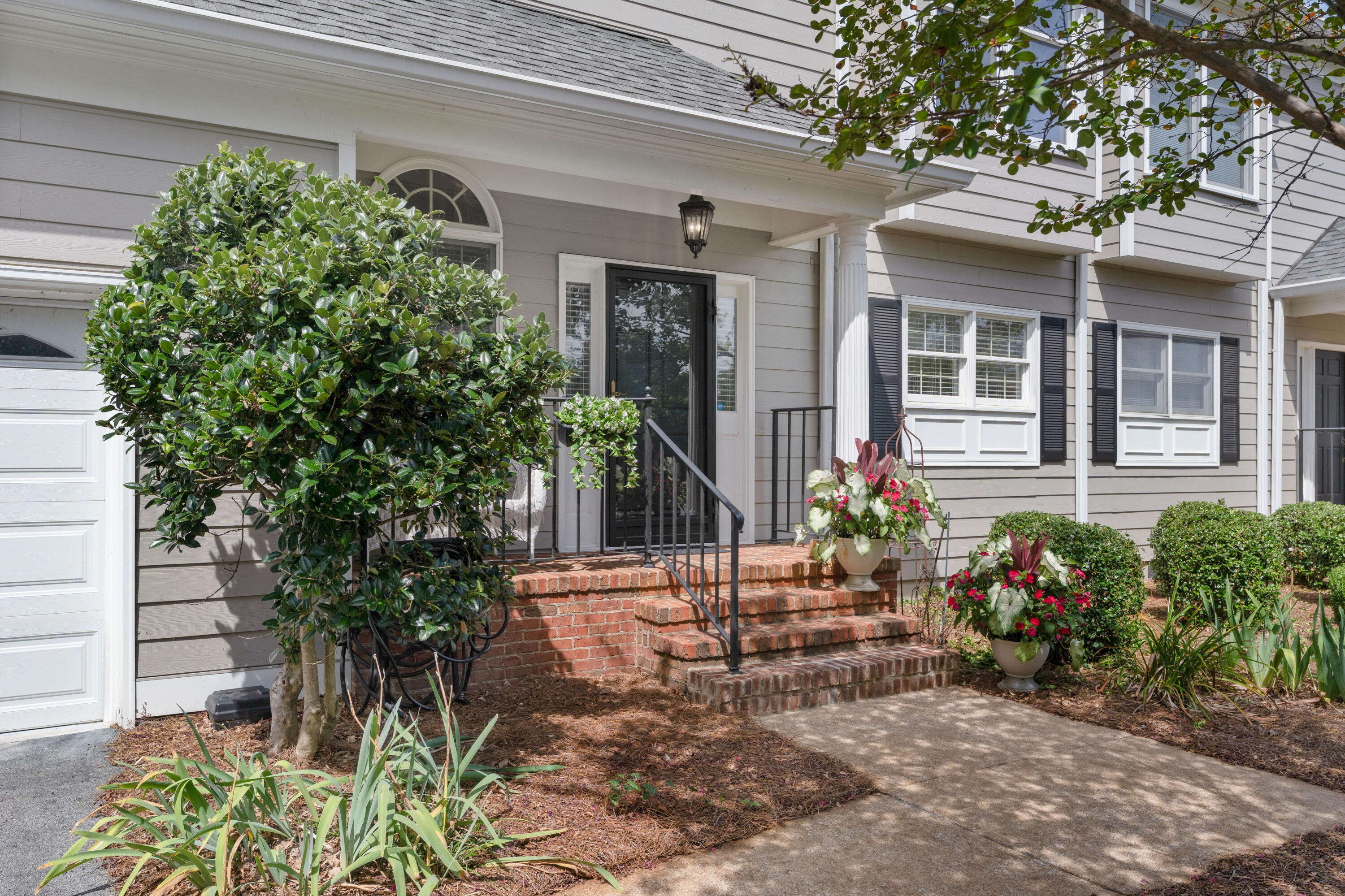 1002 Northbridge Lane