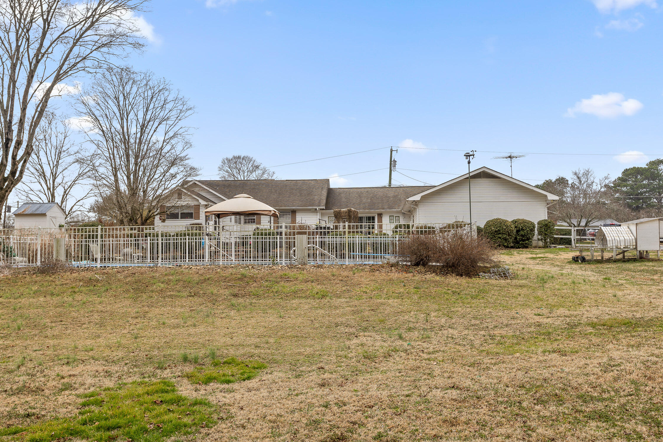 McDonald, Tennessee 37353, United States, 4 Bedrooms Bedrooms, ,2 BathroomsBathrooms,Residential,Contingent,7968