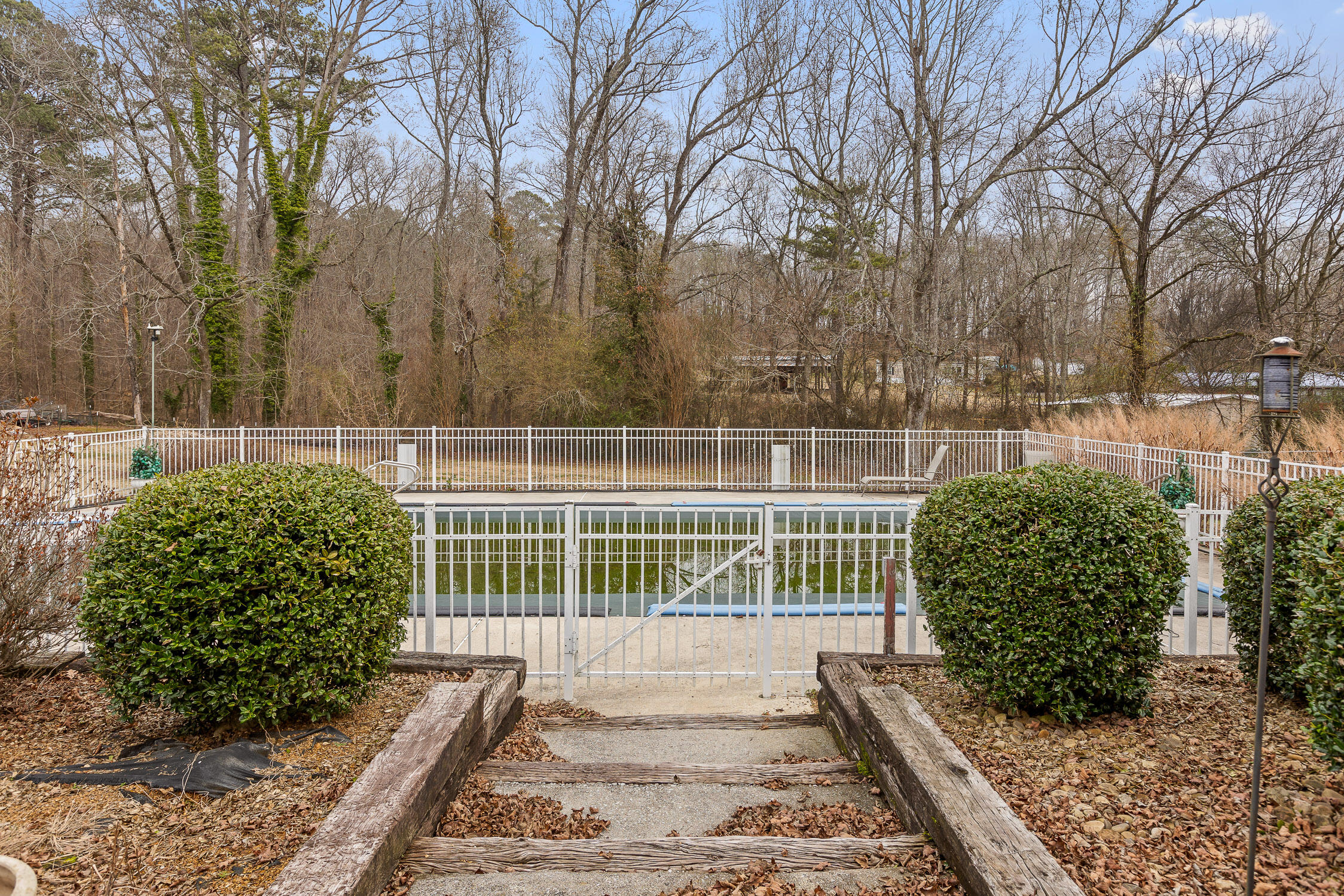 McDonald, Tennessee 37353, United States, 4 Bedrooms Bedrooms, ,2 BathroomsBathrooms,Residential,Contingent,7968