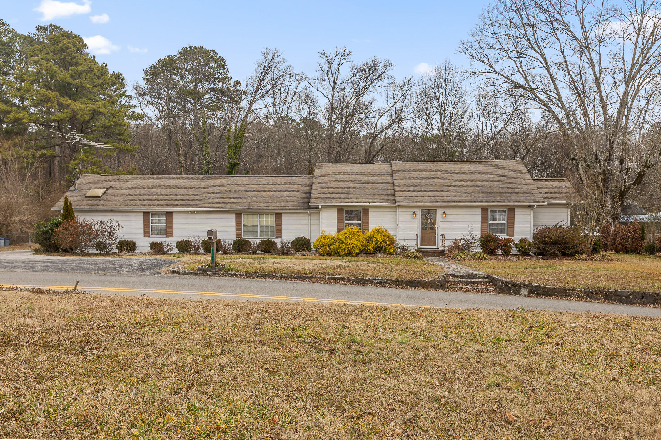 McDonald, Tennessee 37353, United States, 4 Bedrooms Bedrooms, ,2 BathroomsBathrooms,Residential,Contingent,7968