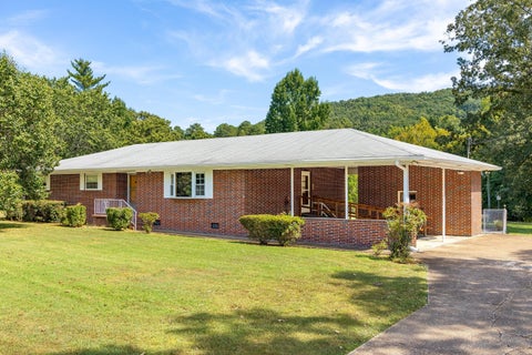 Photo of 506 Graysville Road, Ringgold, GA 30736 (MLS # 1543074)