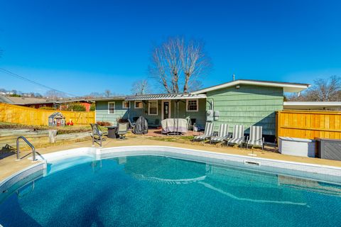 Tiny photo for 3614 Maiden Drive, Chattanooga, TN 37412 (MLS # 1527940)