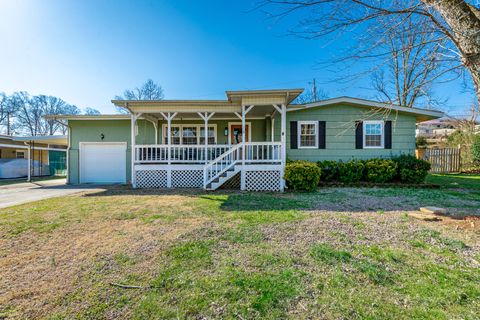 Photo of 3614 Maiden Drive, Chattanooga, TN 37412 (MLS # 1527940)
