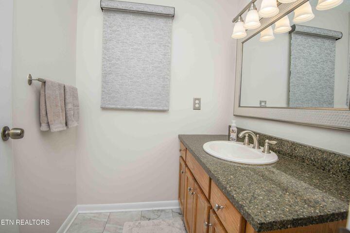 1647 Loudon Highway, Philadelphia, Tennessee image 31