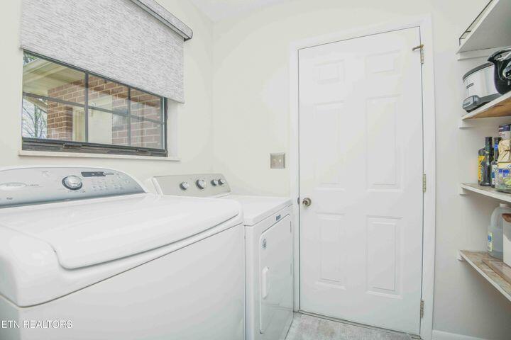 1647 Loudon Highway, Philadelphia, Tennessee image 32