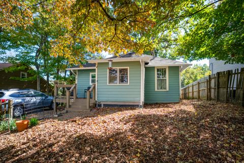 Tiny photo for 1009 Winthrop Street, Chattanooga, TN 37405 (MLS # 1530223)