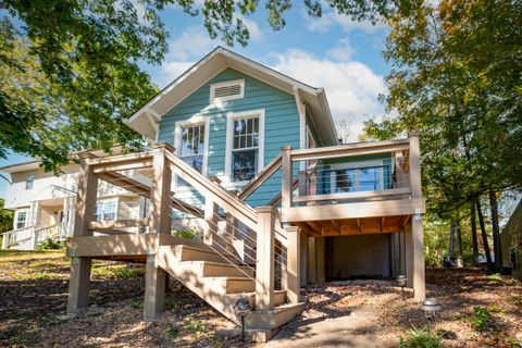 Tiny photo for 1009 Winthrop Street, Chattanooga, TN 37405 (MLS # 1530223)