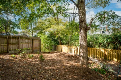 Tiny photo for 1009 Winthrop Street, Chattanooga, TN 37405 (MLS # 1530223)