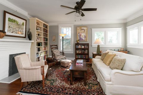 Tiny photo for 1009 Winthrop Street, Chattanooga, TN 37405 (MLS # 1530223)