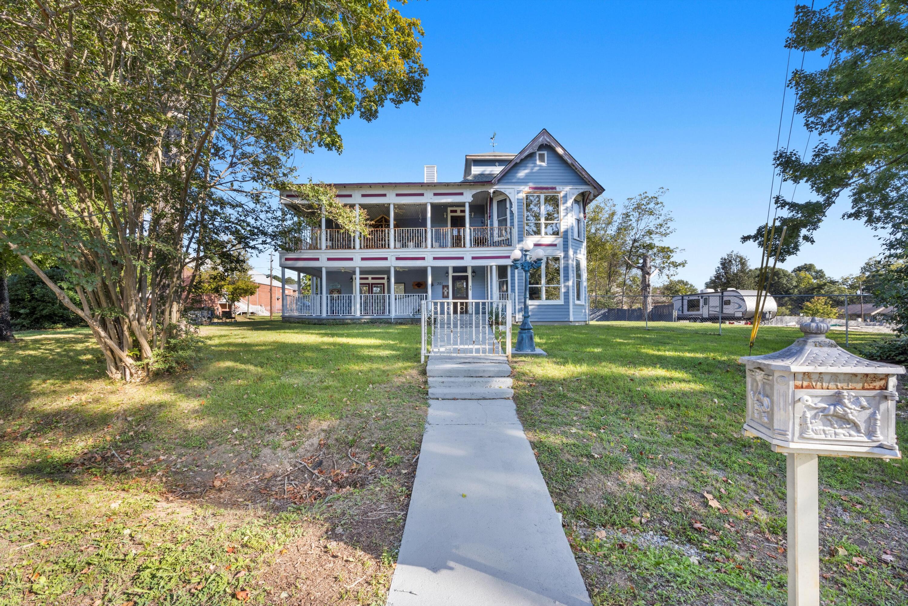 301 S Cherry Street, Tunnel Hill, Georgia image 2