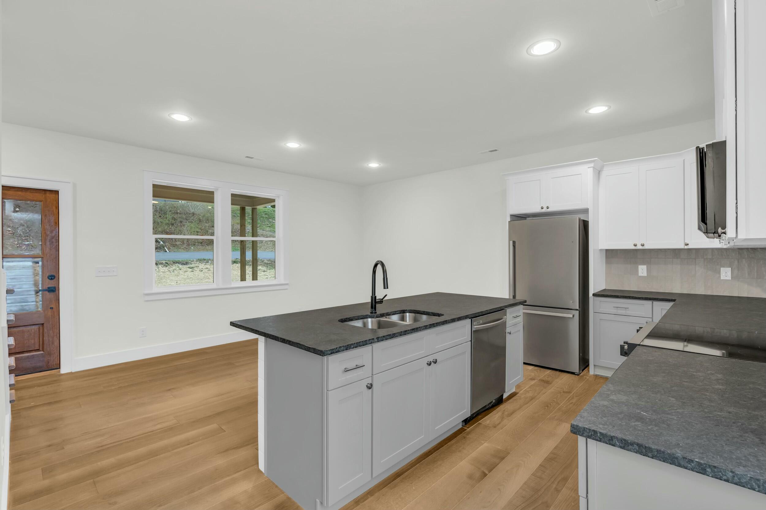 146 Douglas Circle, Cleveland, Tennessee image 10