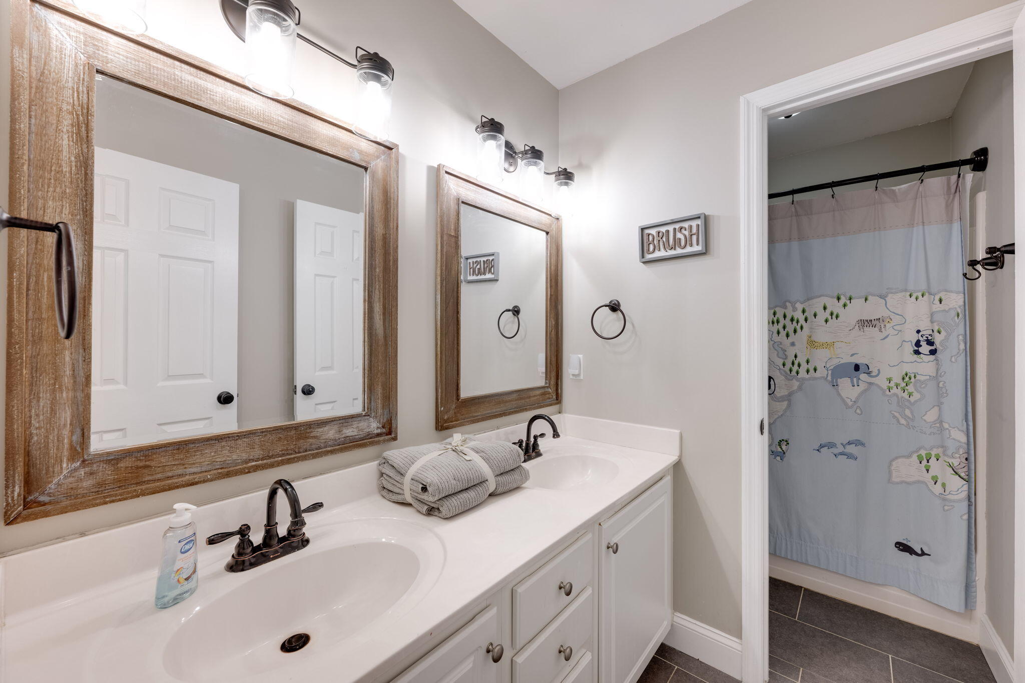 5568 Bryar Rose Drive, Ooltewah, Tennessee image 36