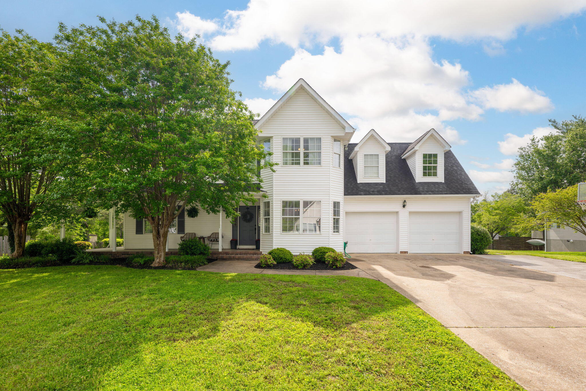 5568 Bryar Rose Drive, Ooltewah, Tennessee image 2