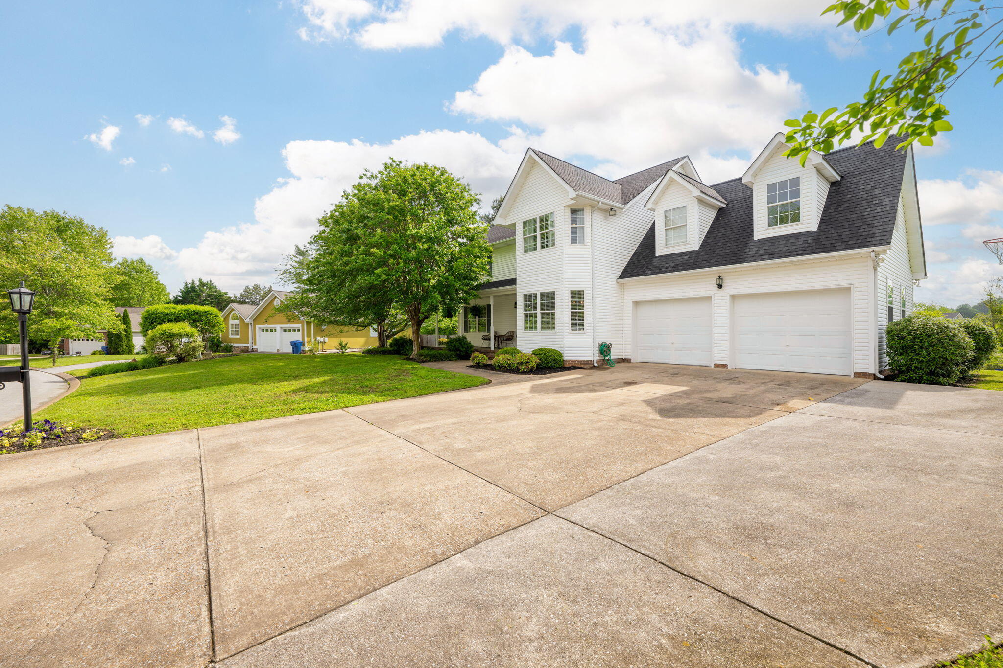 5568 Bryar Rose Drive, Ooltewah, Tennessee image 3