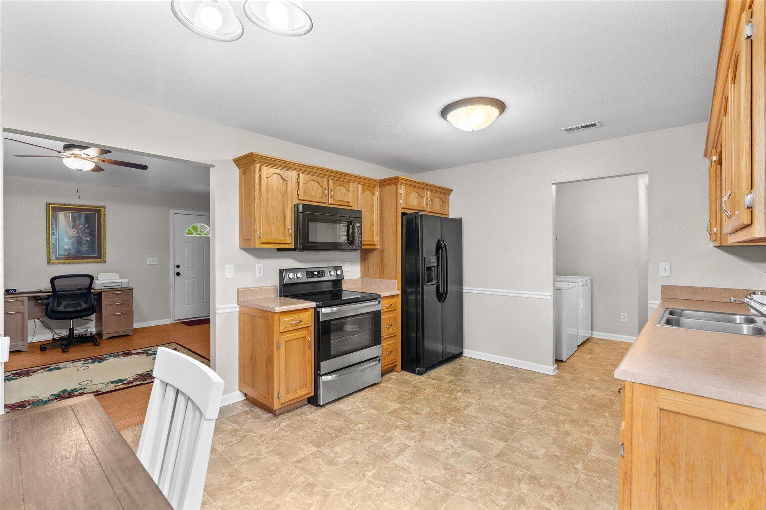 199 Stokely Drive, Chickamauga, Georgia image 17