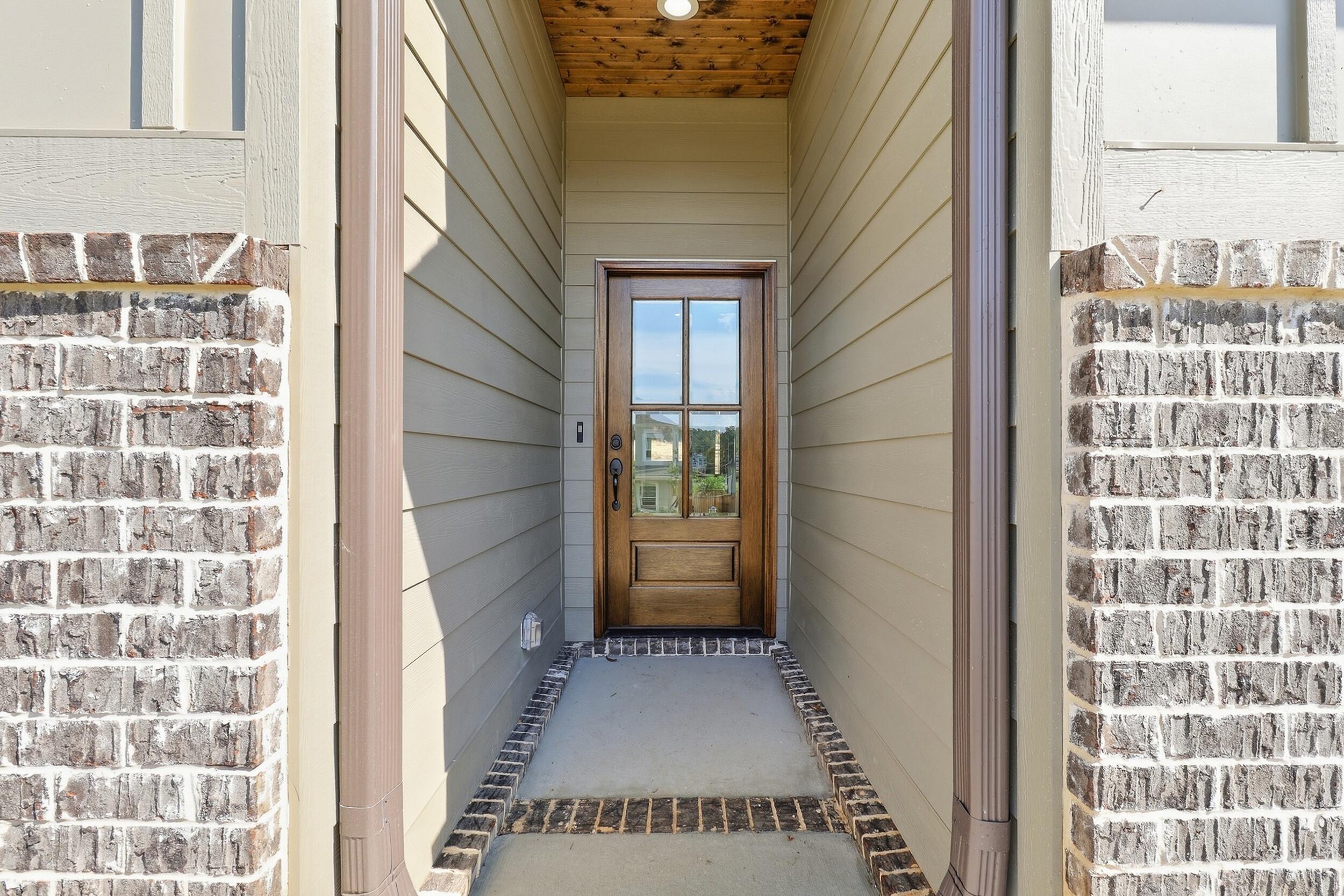 8388 Snowdrop Way