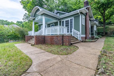 Photo of 4214 Tennessee Avenue, Chattanooga, TN 37409 (MLS # 1535200)