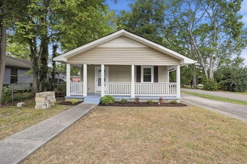 Photo of 5323 Spriggs Street, Chattanooga, TN 37412 (MLS # 1542869)