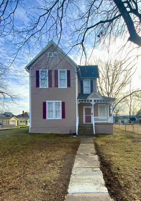 Photo of 900 S Greenwood Avenue, Chattanooga, TN 37404 (MLS # 1527277)