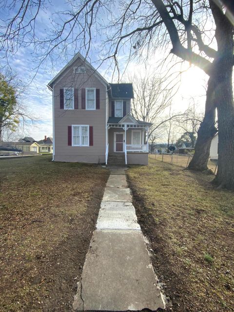 Tiny photo for 900 S Greenwood Avenue, Chattanooga, TN 37404 (MLS # 1527277)