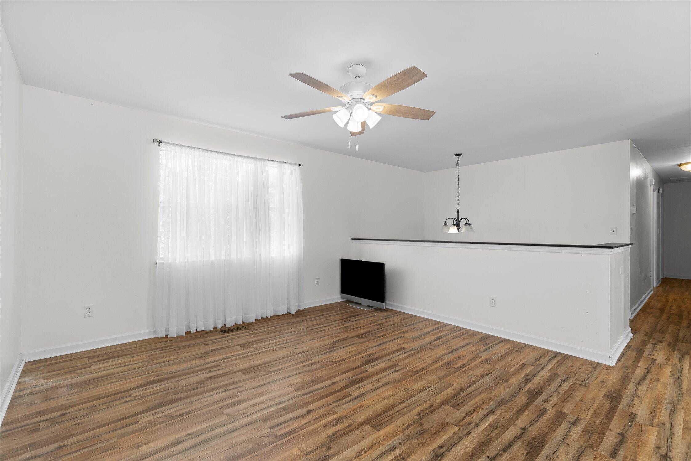 Ringgold, Georgia 30736, United States, 3 Bedrooms Bedrooms, ,2 BathroomsBathrooms,Residential,Active,217753