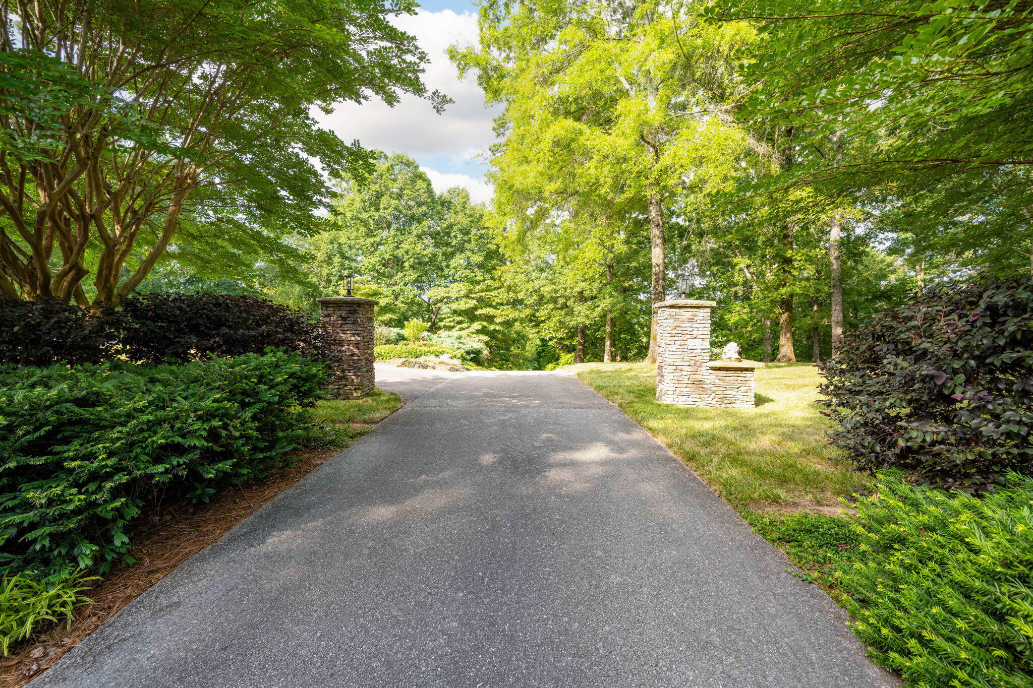 2106 Wisteria Drive, Hixson, Tennessee image 6