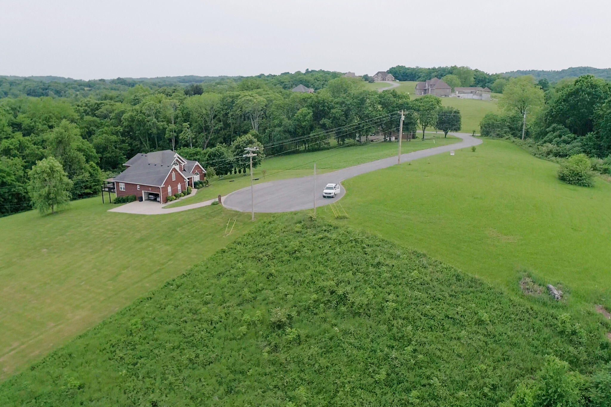 Overlook Lane, Shelbyville, Tennessee image 18