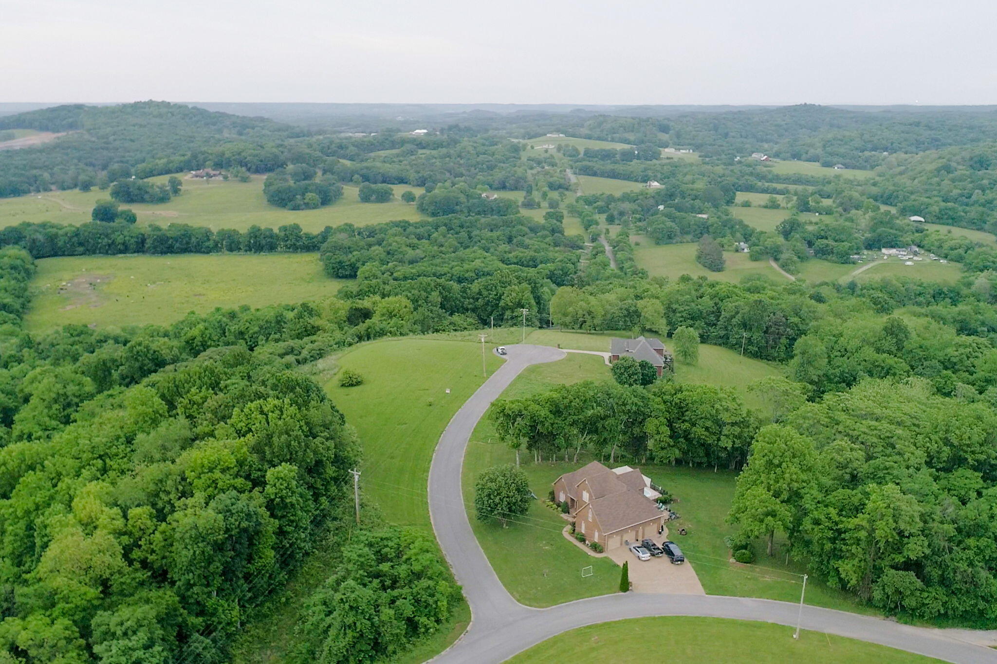 Overlook Lane, Shelbyville, Tennessee image 19
