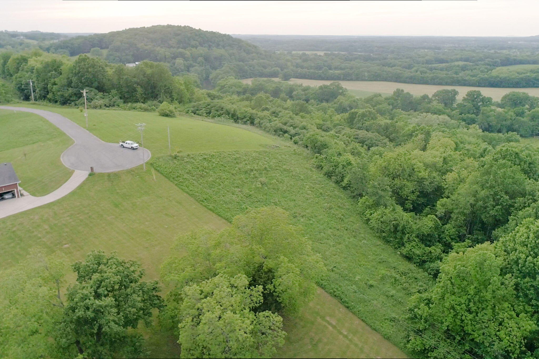 Overlook Lane, Shelbyville, Tennessee image 4